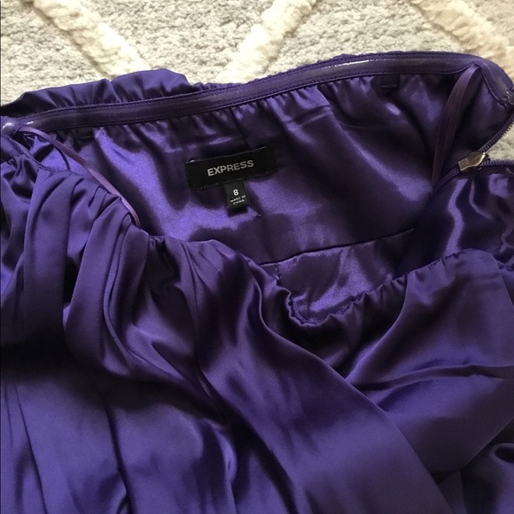 Dress - Picture 3 of 3